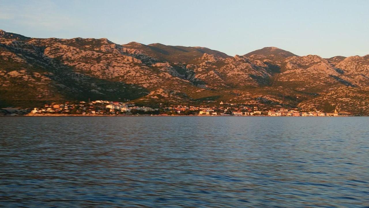 Mea Culpa Appartement Karlobag Buitenkant foto