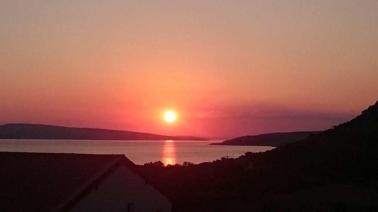 Mea Culpa Appartement Karlobag Buitenkant foto